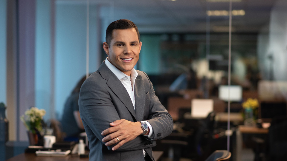 Do zero ao empreendedor milionário: a trajetória do visionário Nezio Monteiro