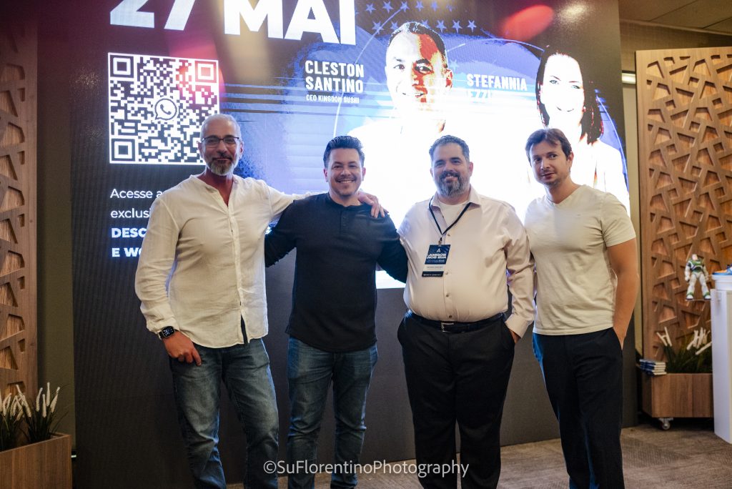 Amigos nos EUA: networking de alto nível fortalece comunidade em Orlando.