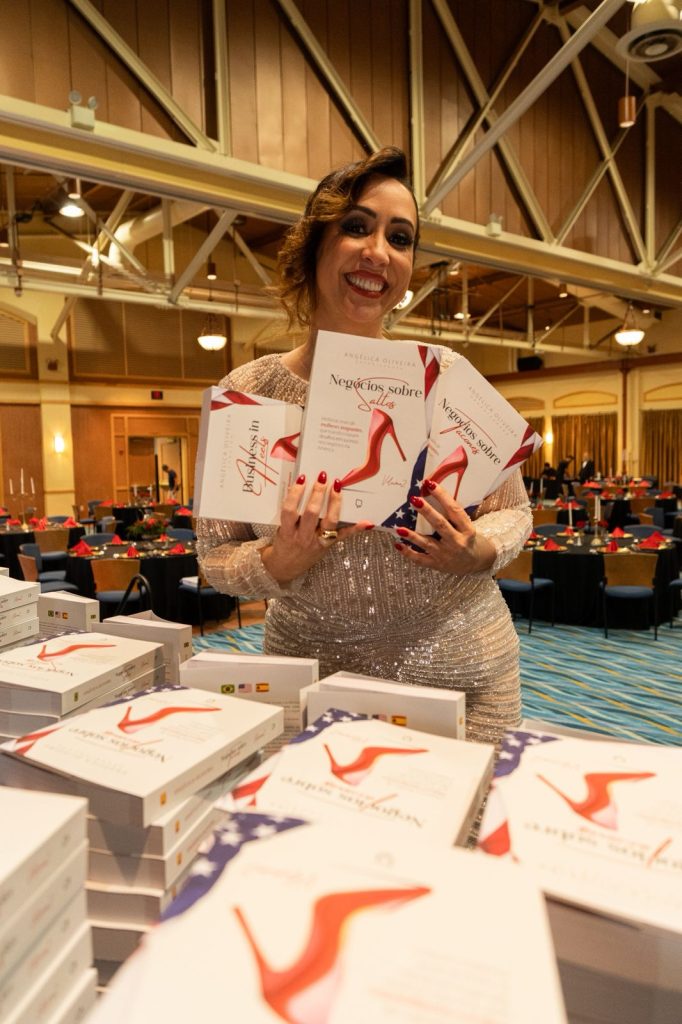 Lançamento da 2ª edição do livro ‘Negócios sobre Saltos’ movimenta Orlando com noite de inspiração e conexões.