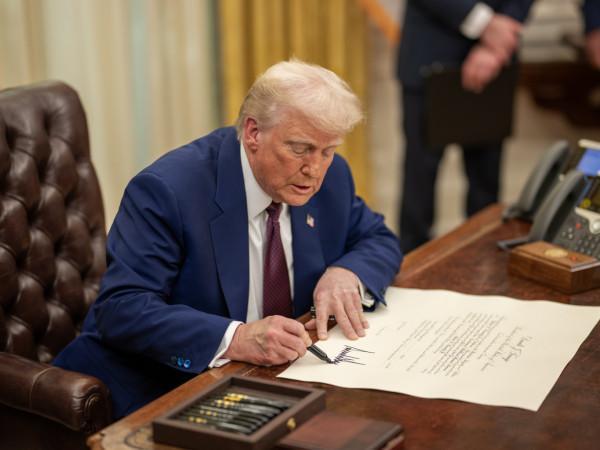 corte-dos-eua-limita-decreto-de-trump-sobre-pedidos-de-asilo-e-garante-direitos-a-imigrantes
