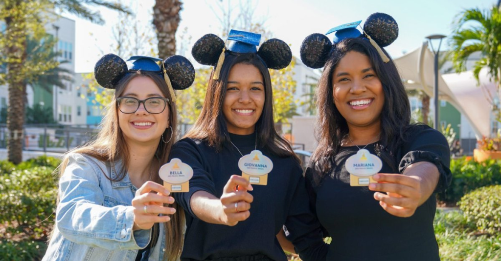 Guia completo: como trabalhar na Disney sendo estrangeiro