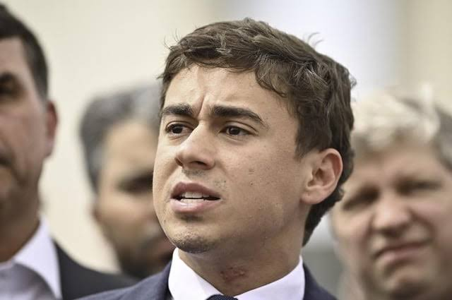 Ala do PL atribui a Nikolas Ferreira responsabilidade por derrota de Flávio Bolsonaro em Minas Gerais