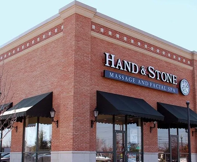 hand--stone-chega-a-rockville-para-promover-o-cuidado-pessoal-na-comunidade