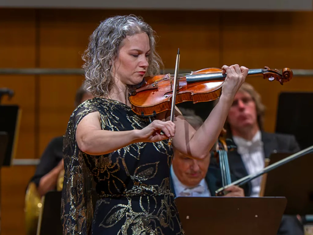 Violinista vencedora de três Grammys fará concerto especial na Flórida em 2027